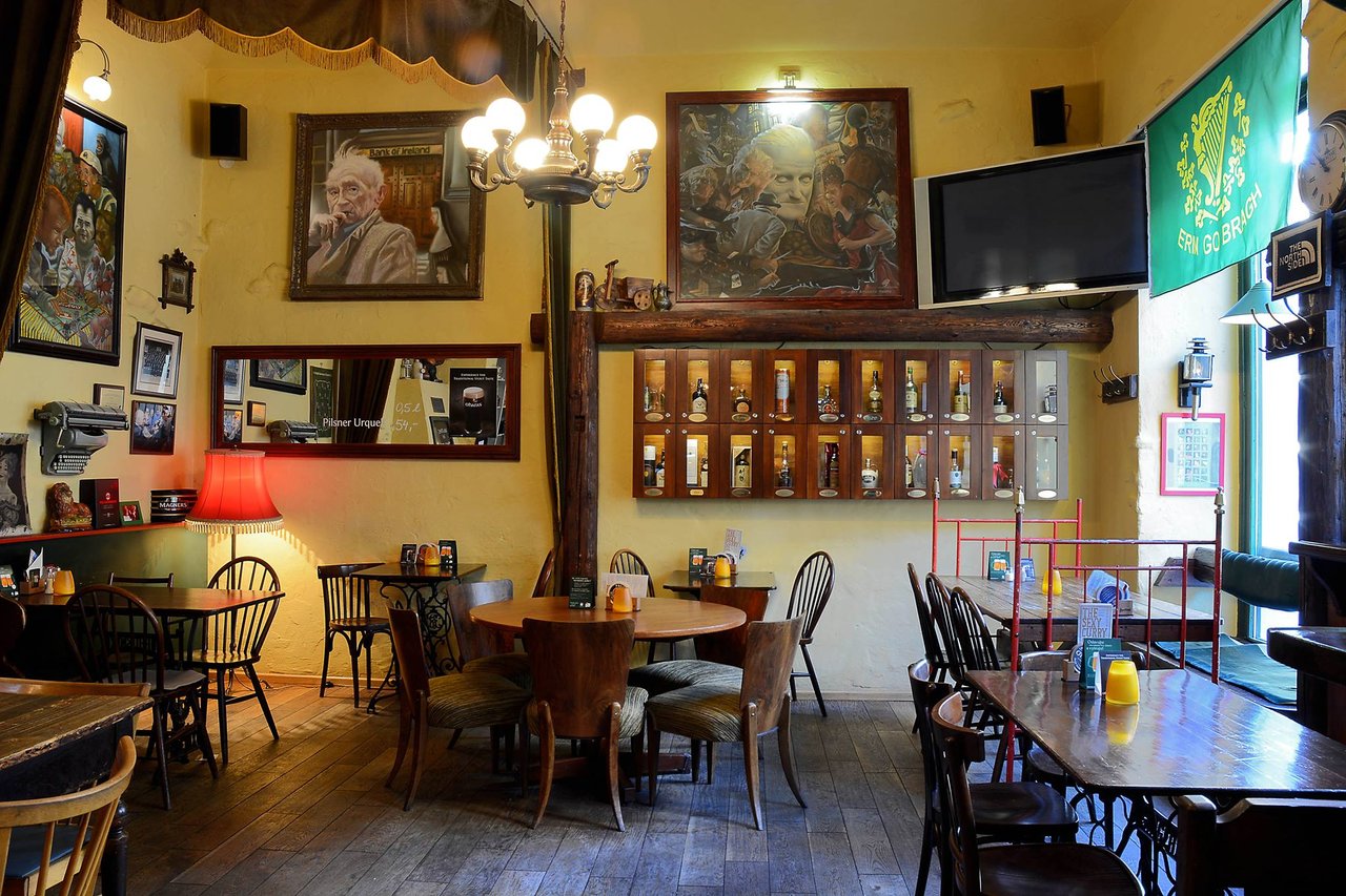 4_the_james_joyce_irish_pub_prague.jpg__1280x1024_q85_subsampling-2