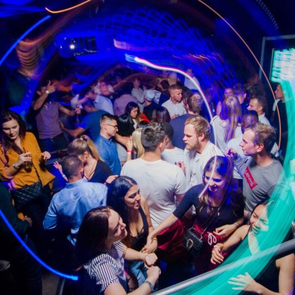 6_m1_lounge_bar_and_club_prague.jpg__1280x1024_q85_subsampling-2