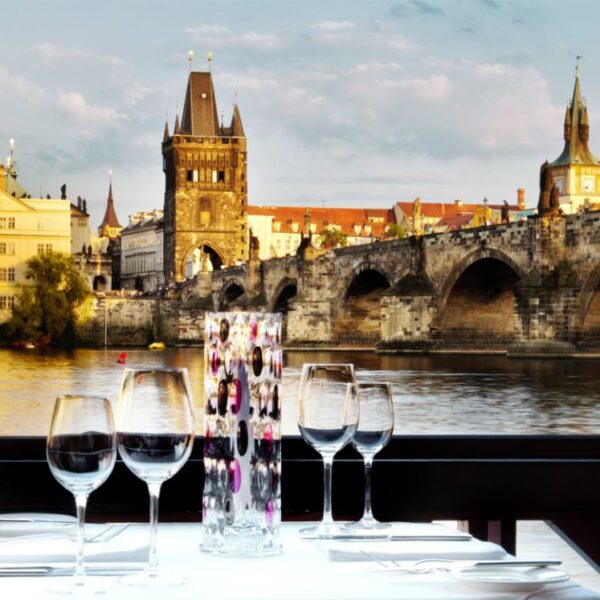 Kampa main