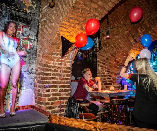 London+Underground+Bar+Opening++6