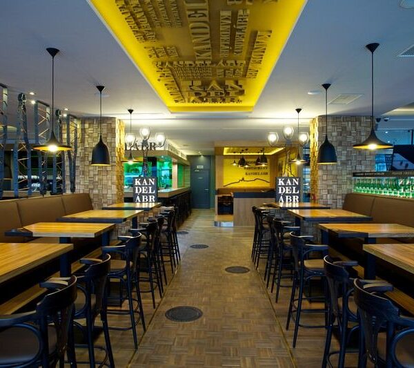 Restaurant Kandelábr 002