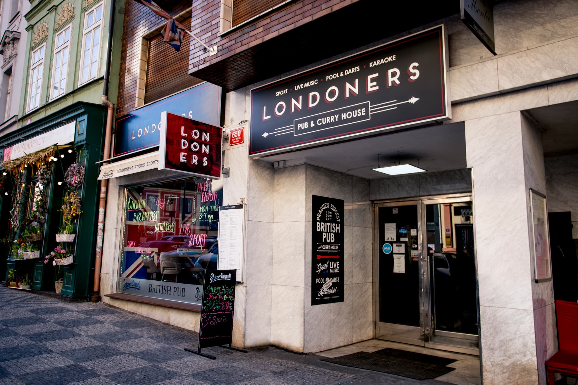 londoners-exterior