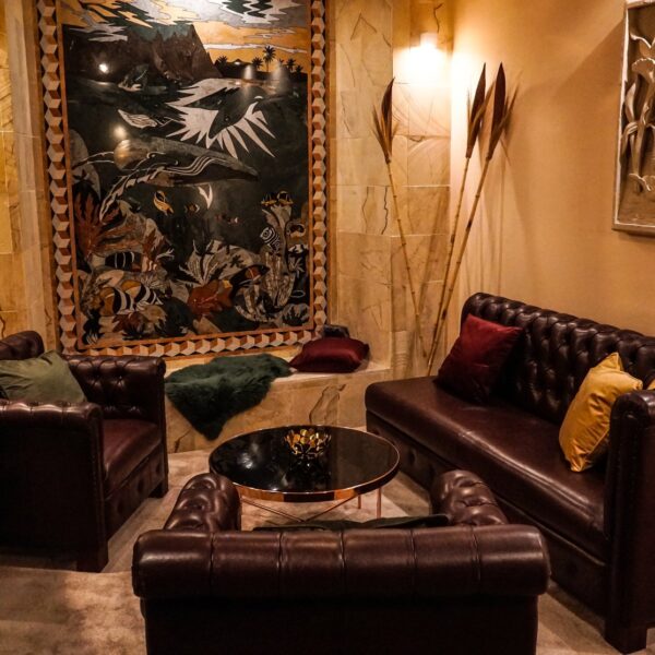 secret_lounge_sCjIEnW.jpg.1980x0_q85
