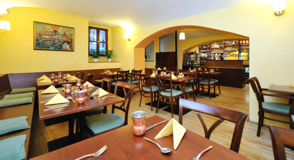tikka-indicka-restaurace-konviktska-020.jpg