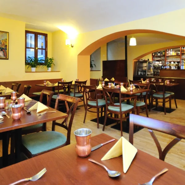 tikka-indicka-restaurace-konviktska-020.jpg
