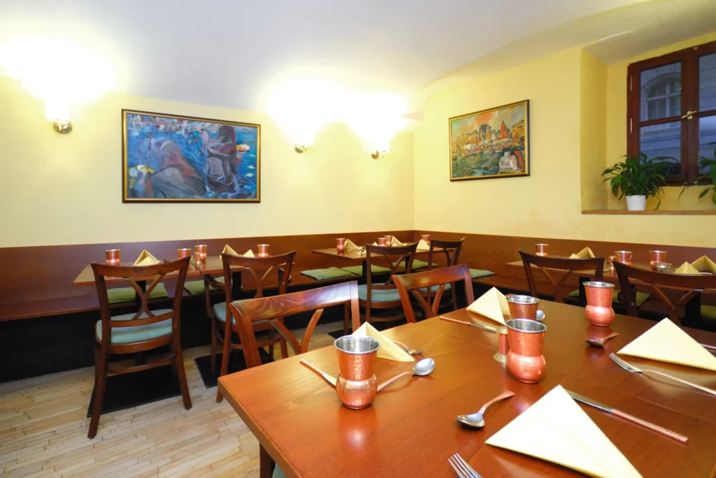 tikka-indicka-restaurace-konviktska-027.jpg