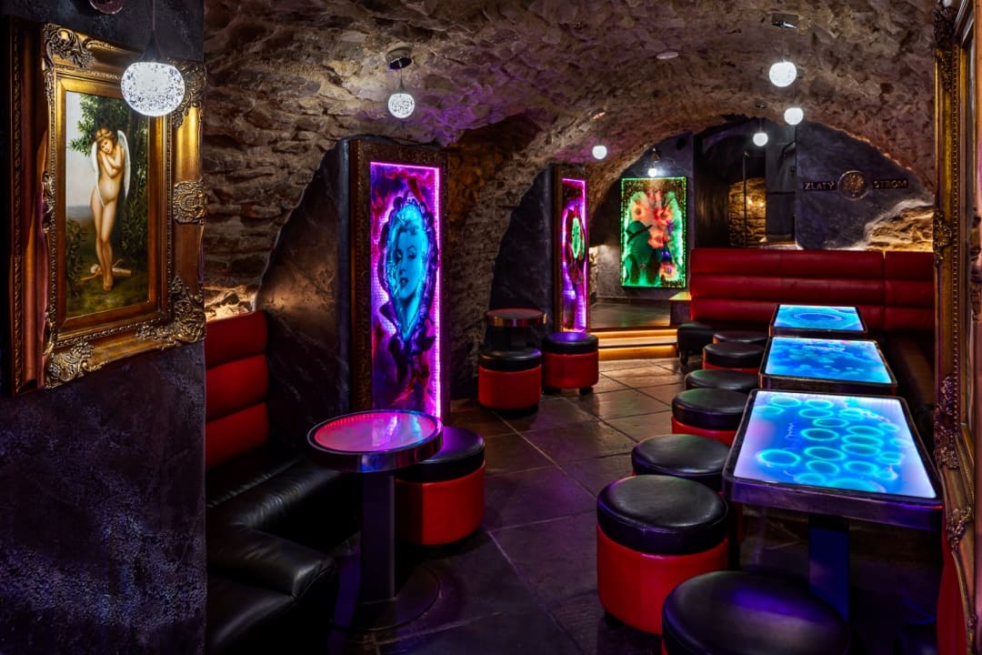 zlaty-strom-bar-prague-011
