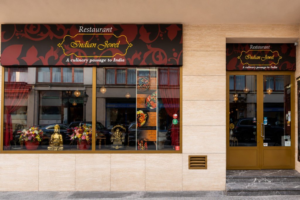 Indian cuisine in Prague at Indian Jewel restaurant terrace